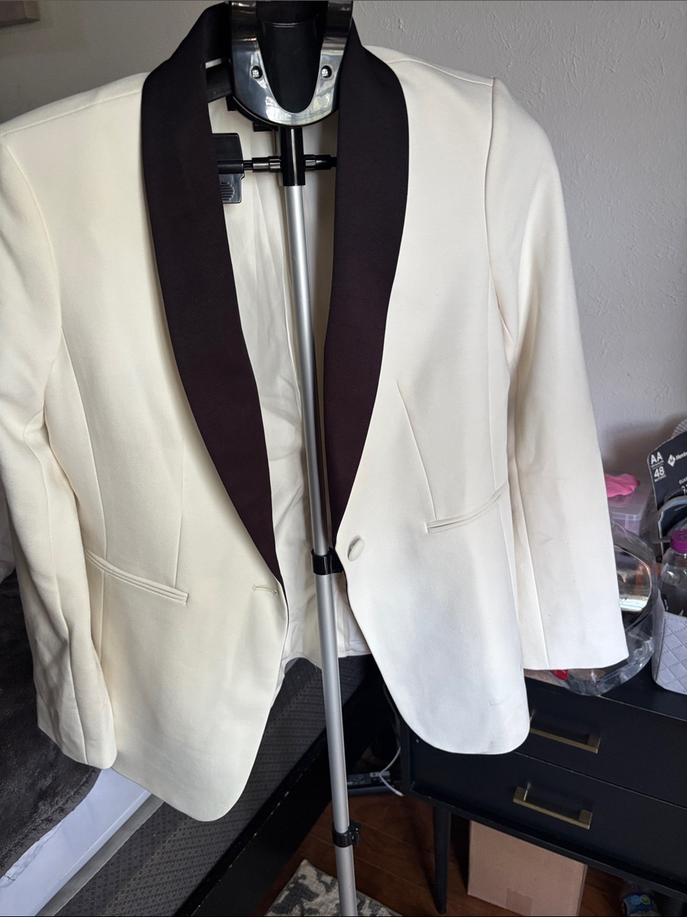 Ann Taylor Cream Blazer with Black Shawl Collar